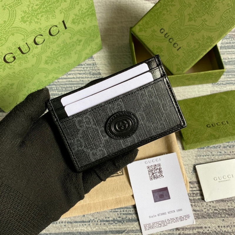 Gucci Wallets 42